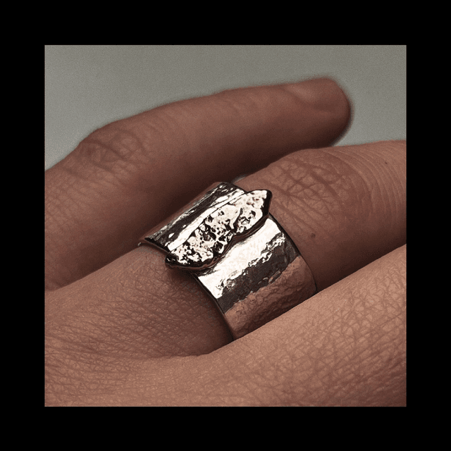 Bague CLASTE [01]